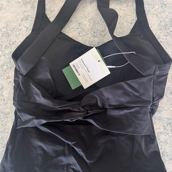 HALARA SoftlyZero Plush Cut out yoga tank top D-F cups - Picture 3 of 7